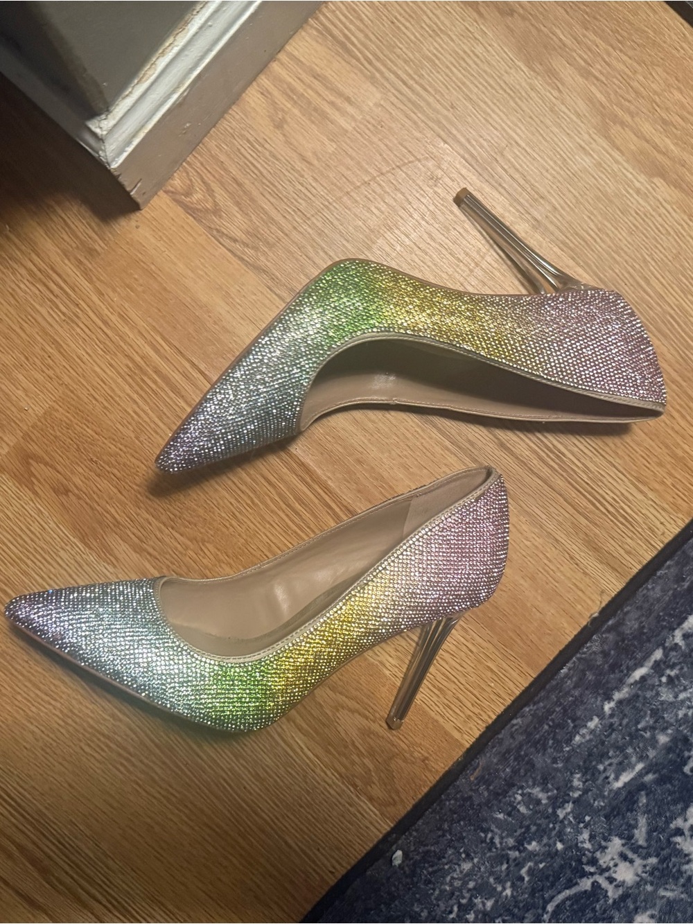 Sparkle Gradient Pointed Toe Stiletto Pumps! 🌈